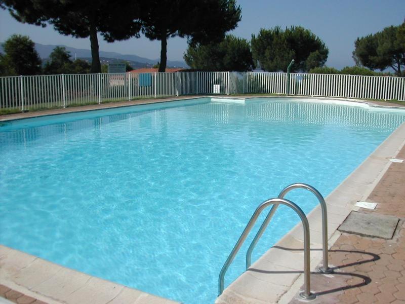 Studio vue mer à Porticcio proche aéroport Ajaccio Esterno foto